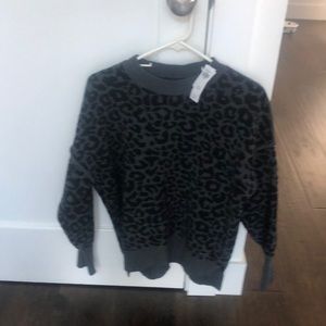Abrocrombie and Fitch Sweater xs